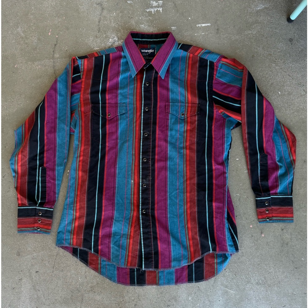 Vintage Wrangler pearl snap button up cowboy cut shrit